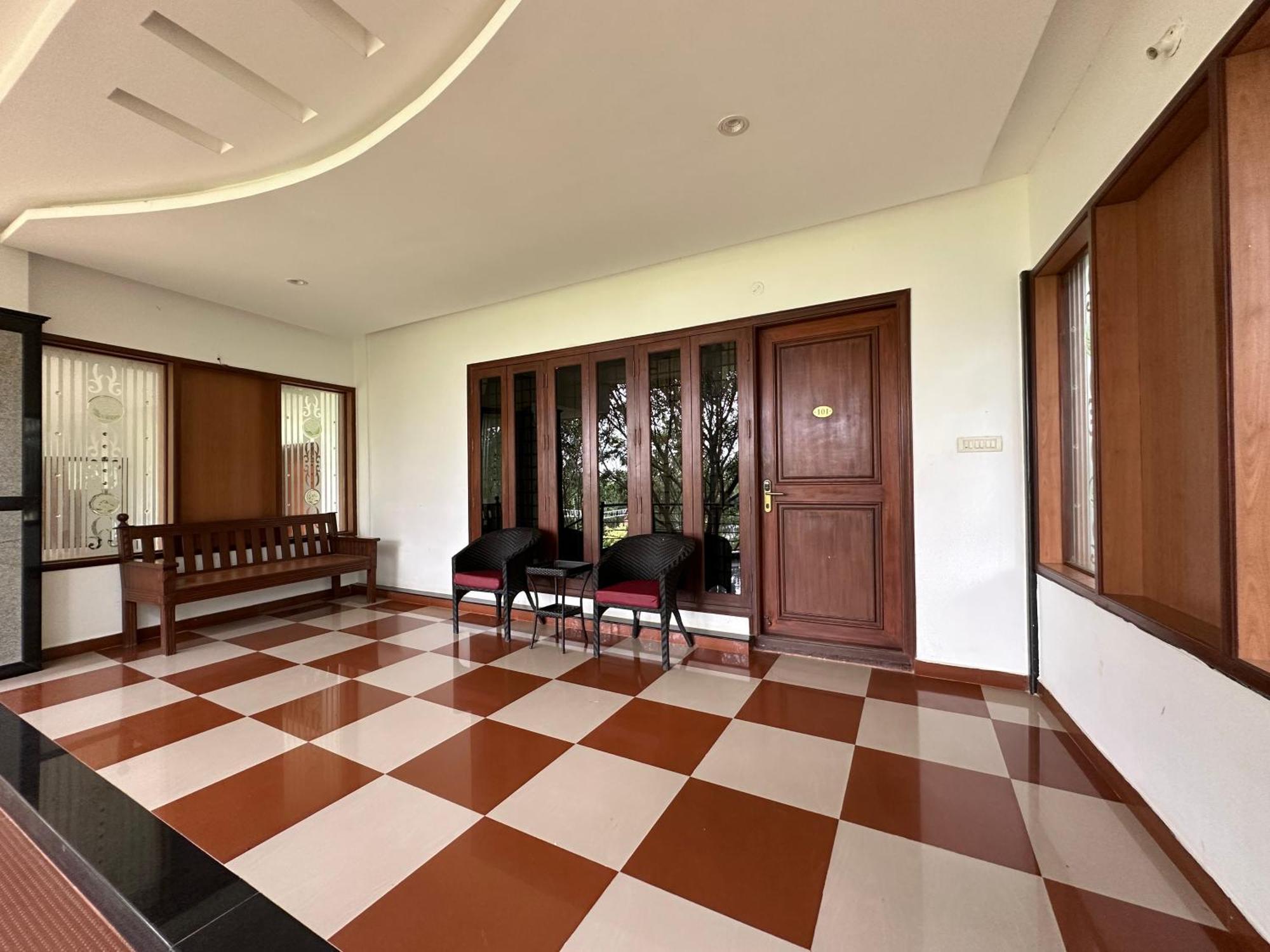 Holiday Valley Hotels And Resorts Denkanikottai Exterior foto